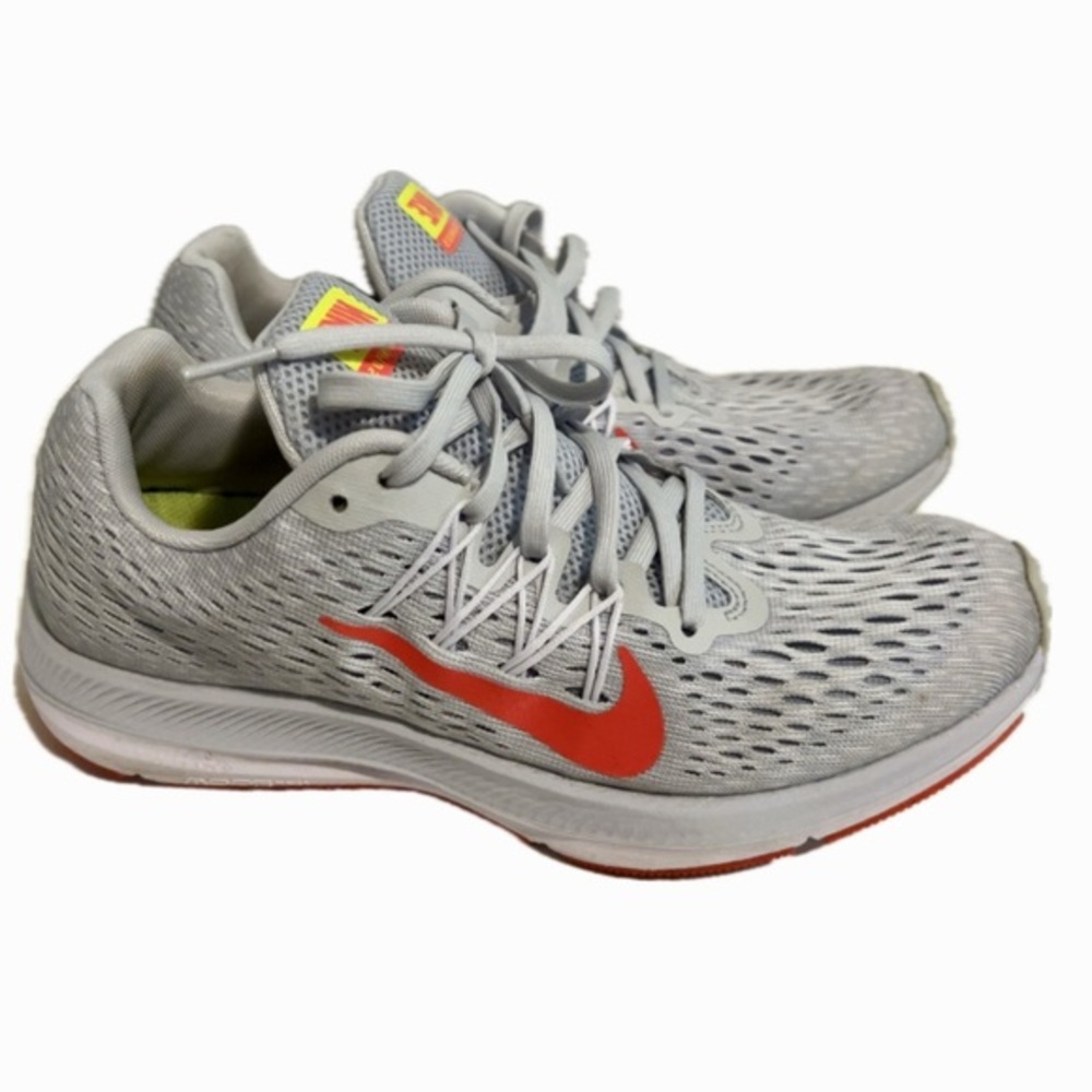 Nike Zoom Gray and Coral Tennis Shoes women SIZE 7!